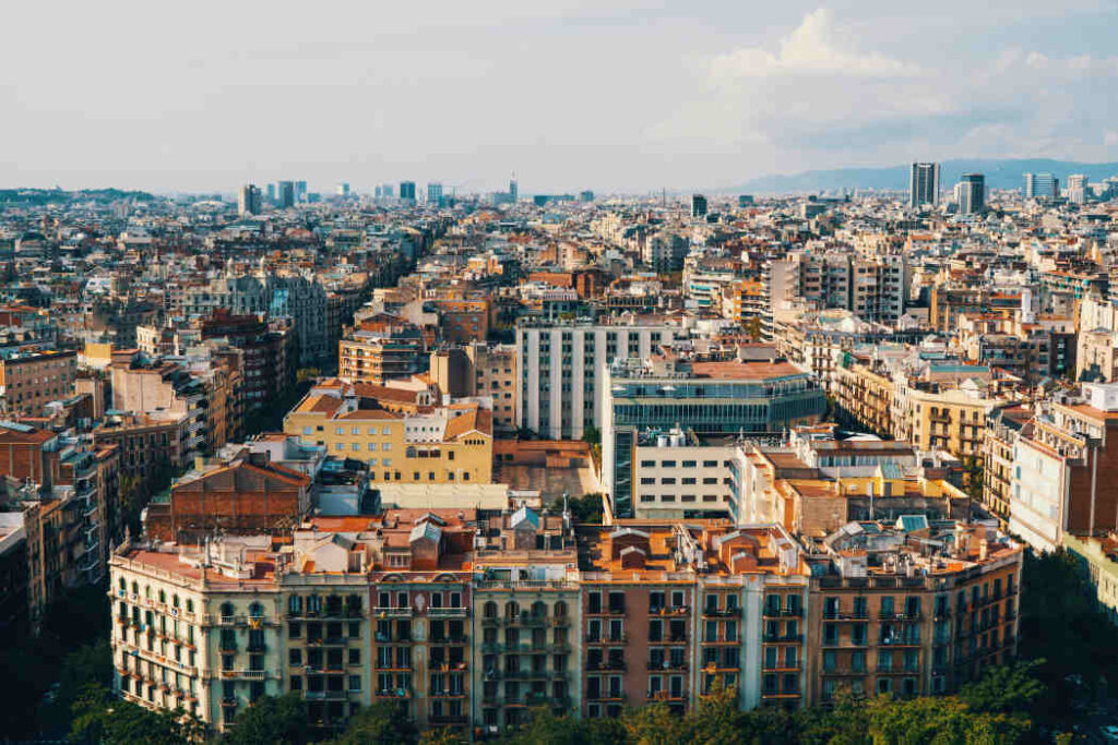 Onde Ficar em Barcelona: Melhores Áreas e Hotéis